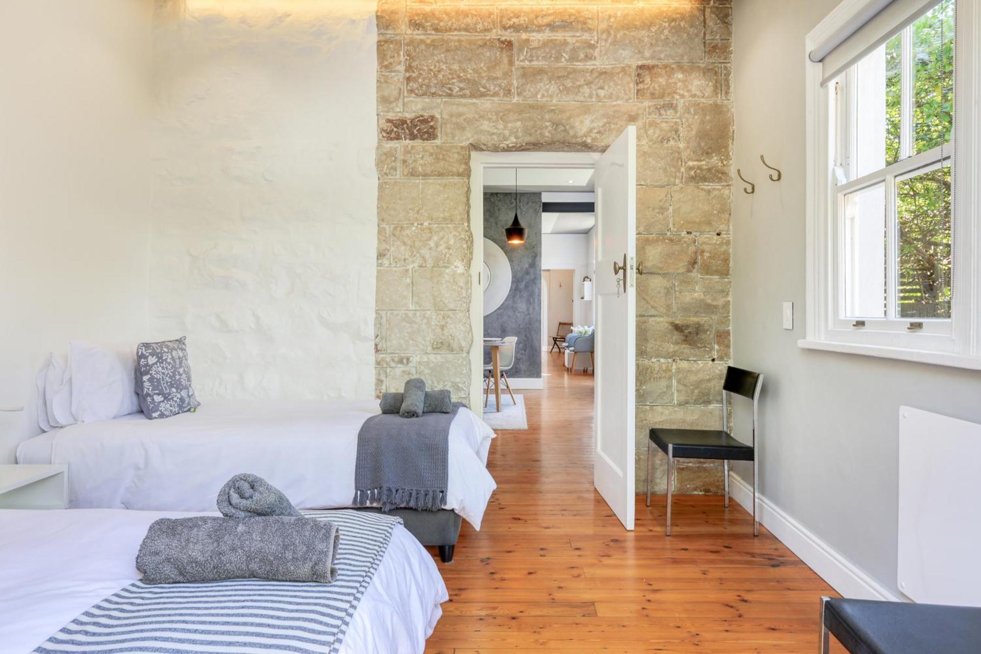 Behr Road Apartment With Sea View Patio Cape Town Luaran gambar